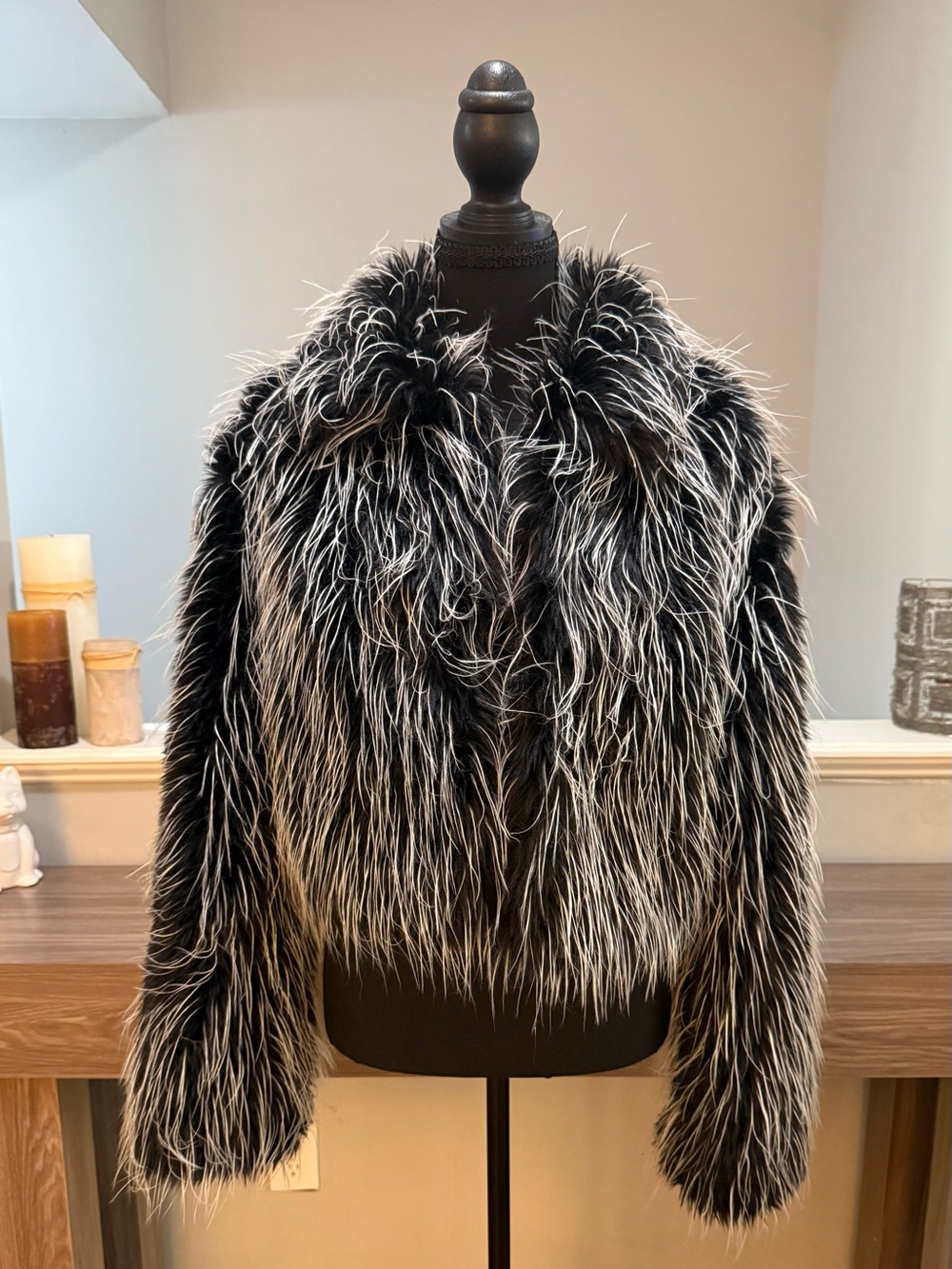 Vintage bebe Y2K Cropped Chubby Monster Fur Jacket Hook & Eye Size L